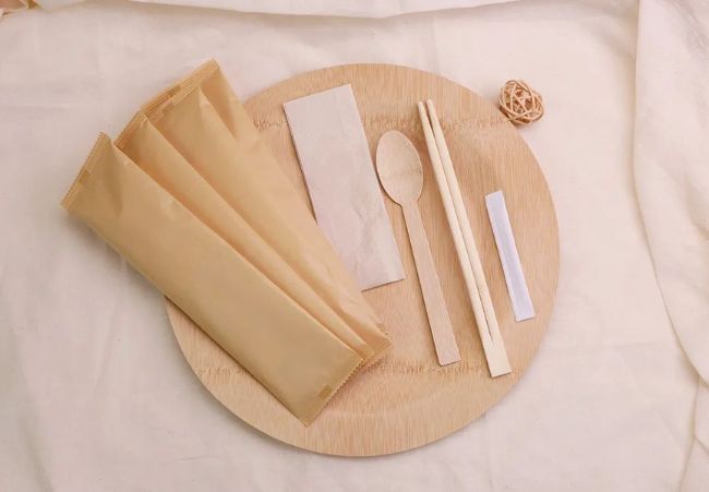 Bamboo tableware