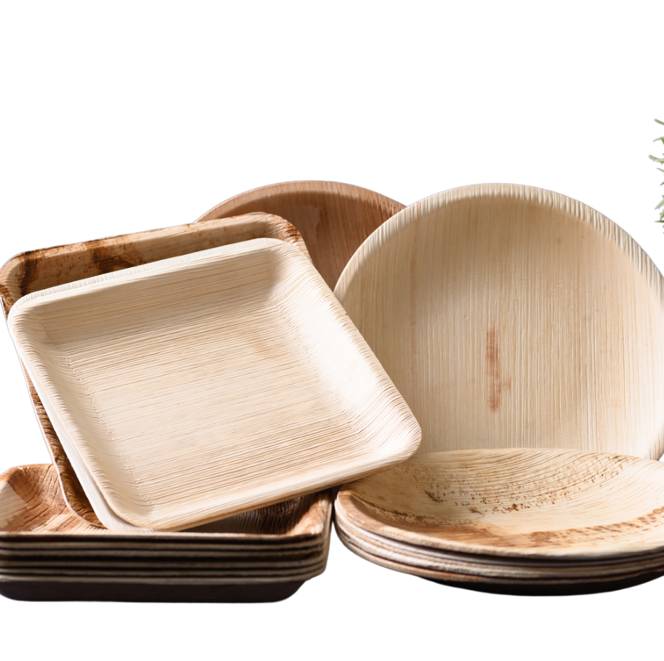 Assorted palm leaf plates, natural and biodegradable disposable tableware