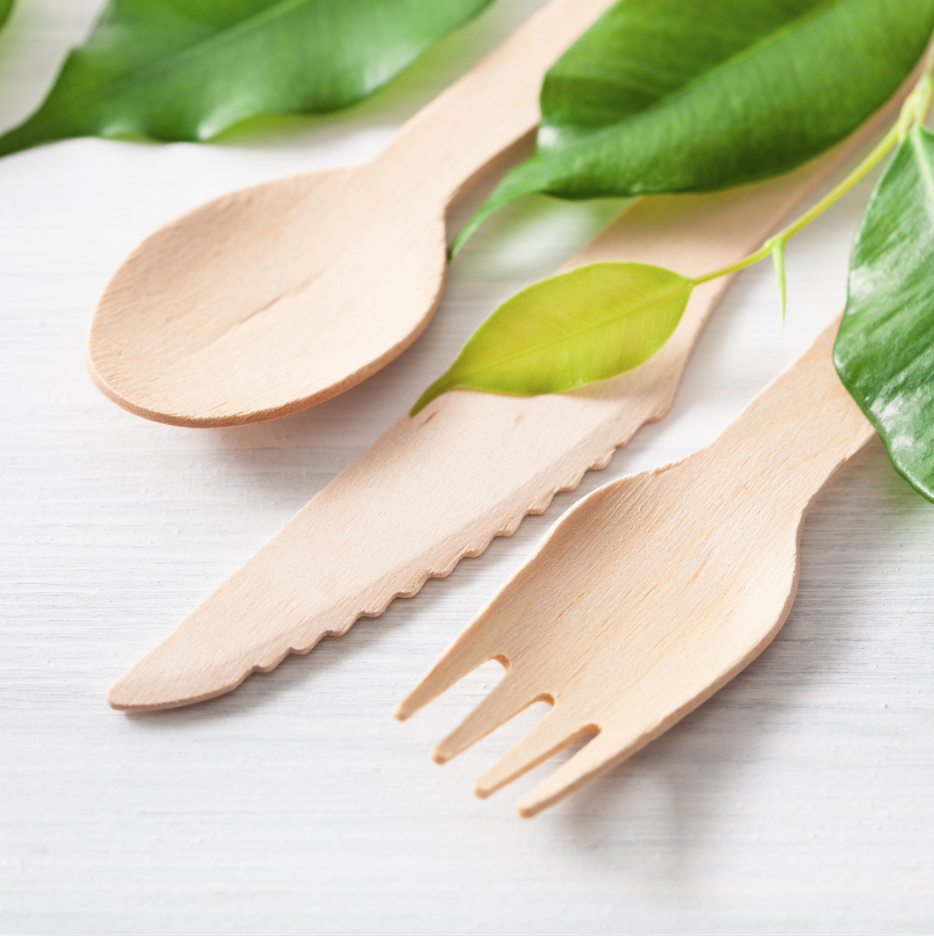 Biodegradable wooden cutlery set, eco-friendly knife, fork, and spoon alternative